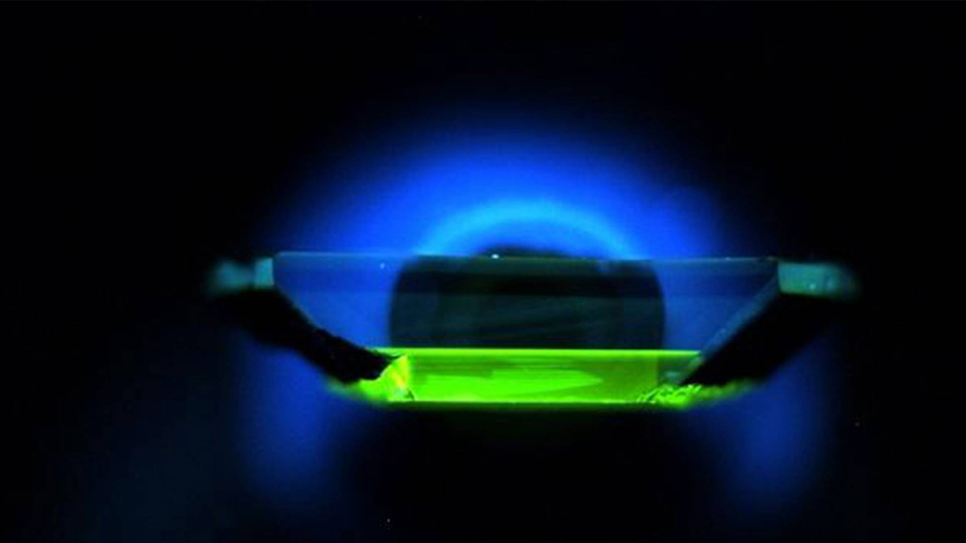 DeLeon Research blue halo and green light