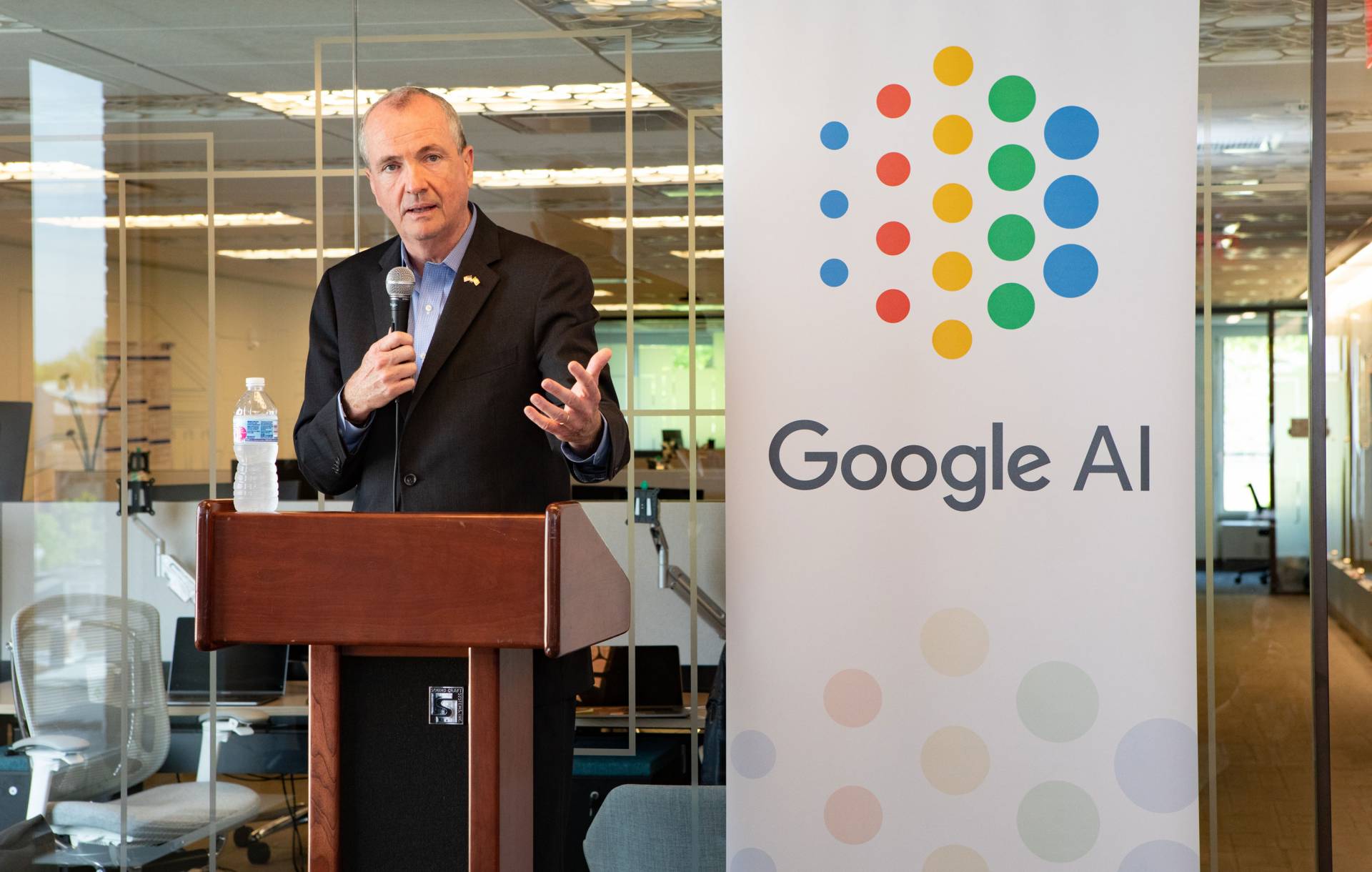 Phil Murphy speaking